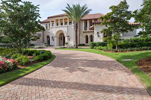 Reasons to Select Us for Your Driveway Paving Requirements in Essexville, MI